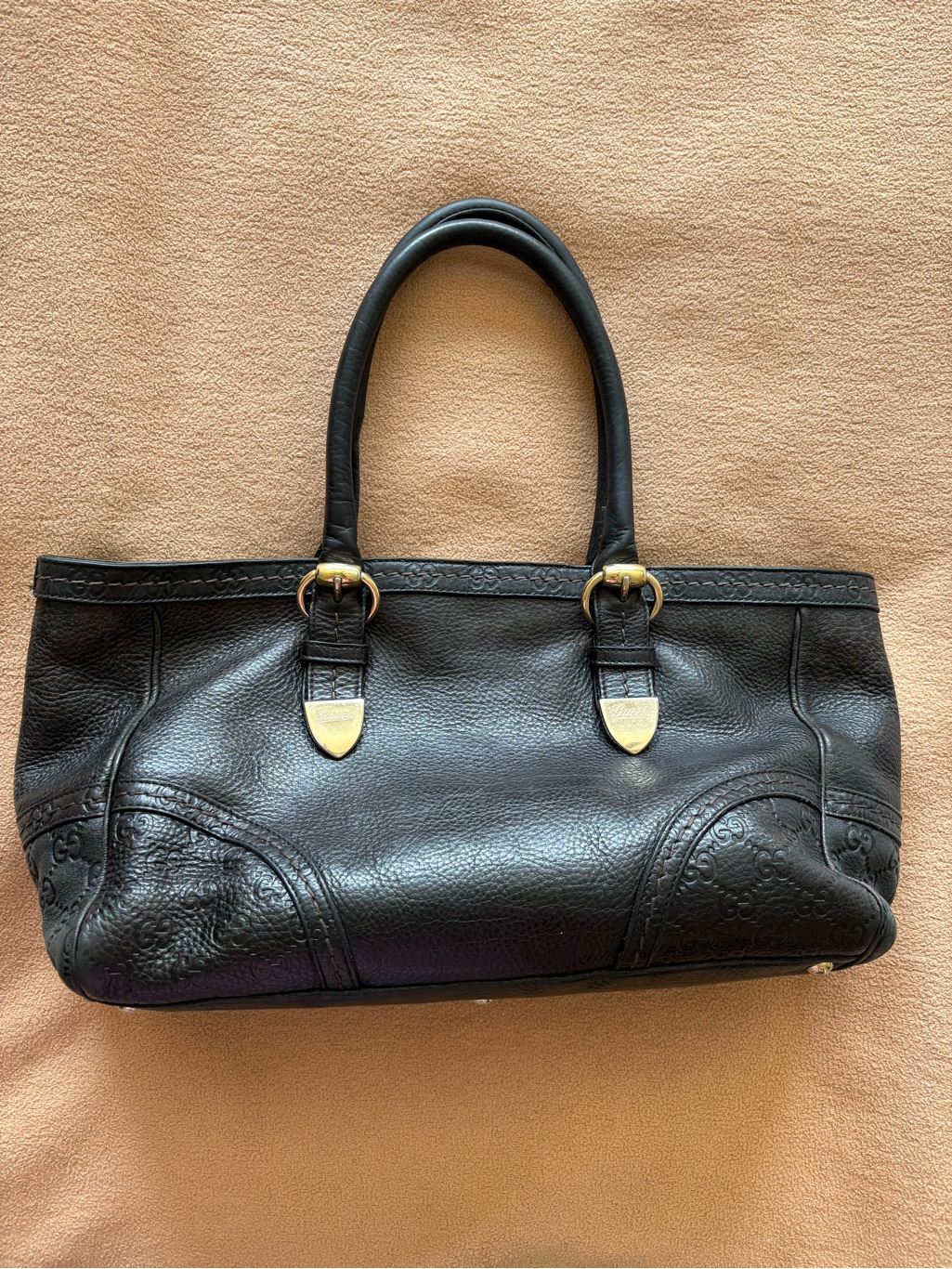 Authentic Gucci Black Leather Medium Signoria Tote With Gold Hardware